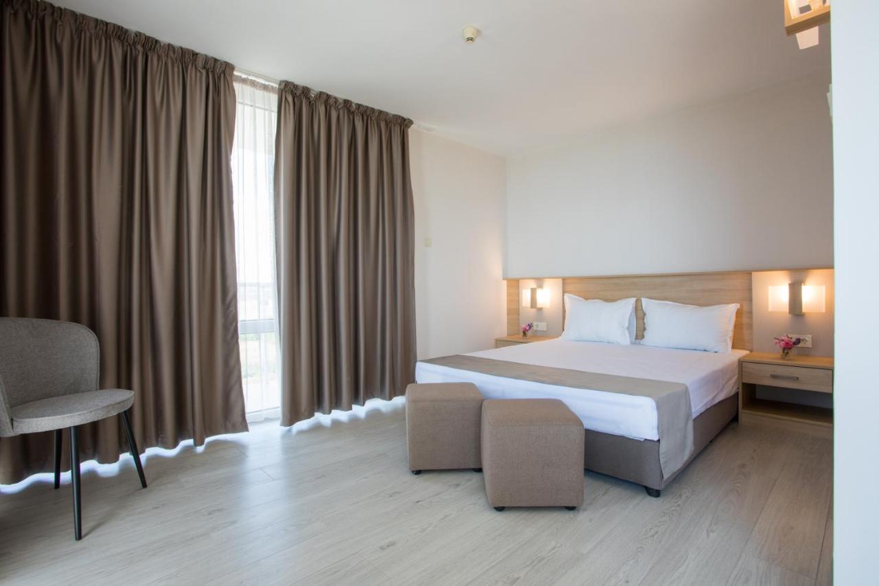 Hotel Coop - Kiten Китен Екстер'єр фото
