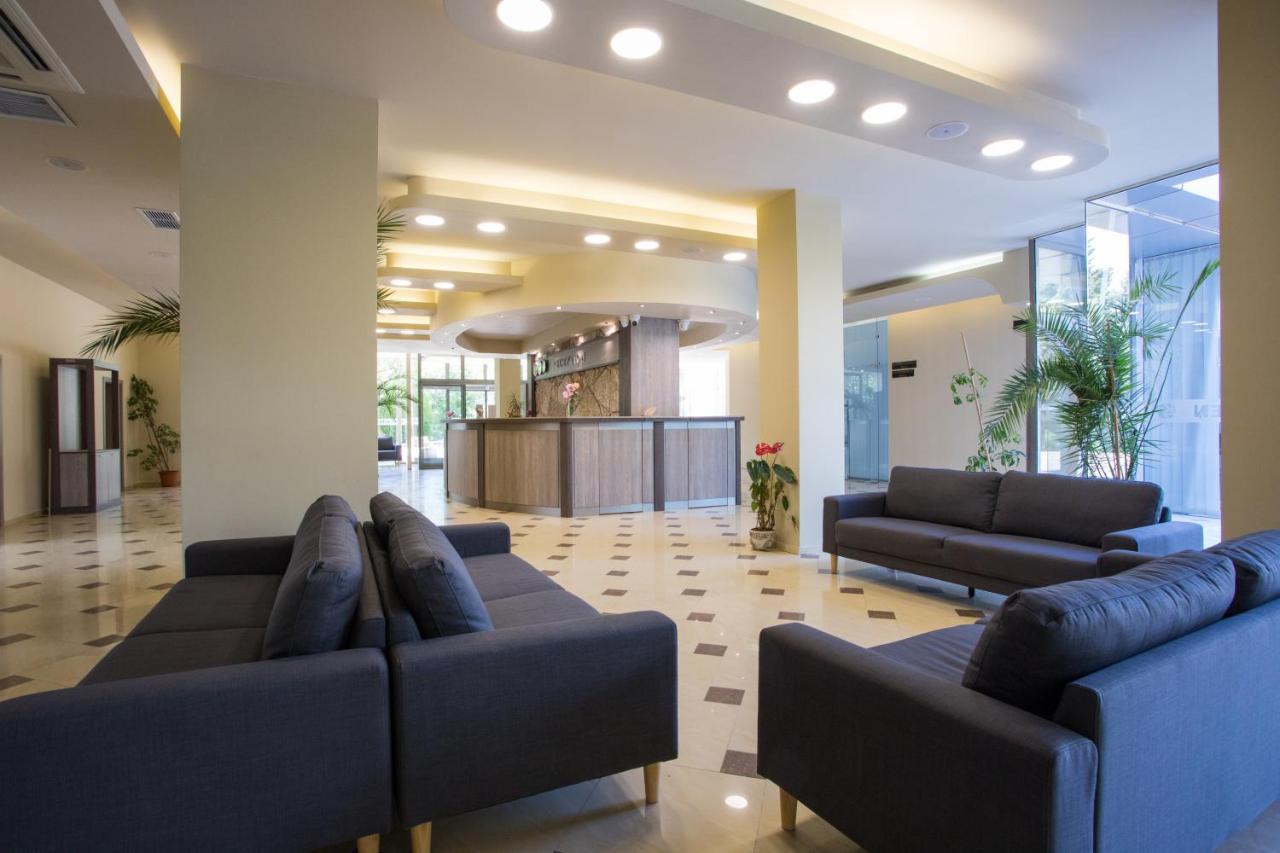 Hotel Coop - Kiten Китен Екстер'єр фото